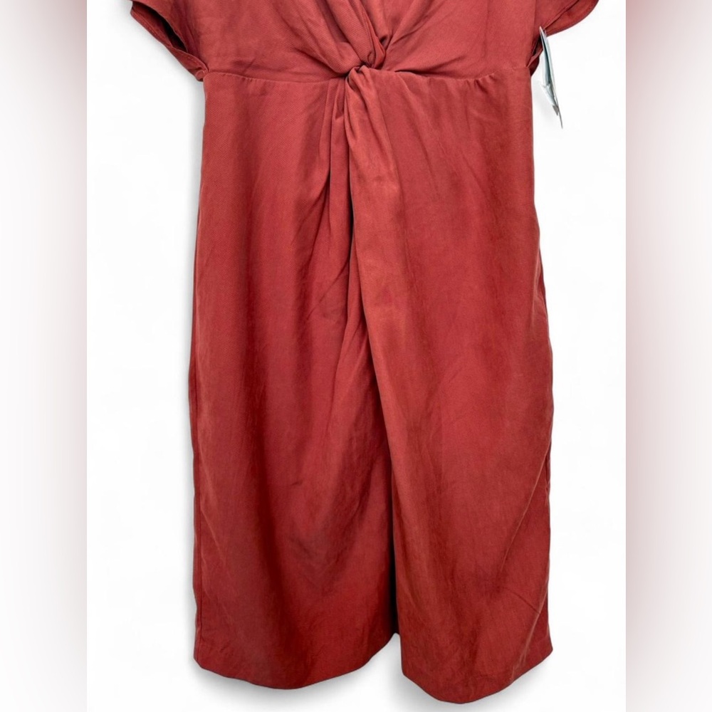 NWT Julia‎ Jordan Flutter Sleeve Twist Front V Neck Sheath Dress Rust Size 4 - Picture 3 of 7